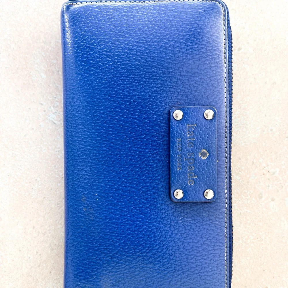 Kate Spade Wallet - Picture 1 of 5